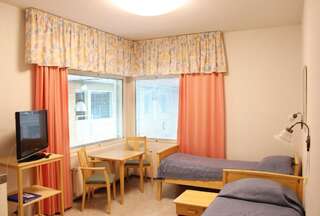 Отель Meri-Karina Турку Двухместный номер с 2 отдельными кроватями и собственной ванной комнатой-6